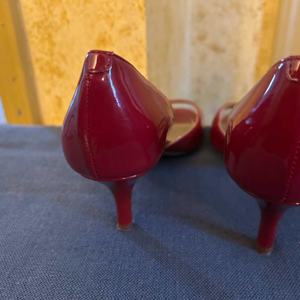 Bandolino  Red patent  peep toe pumps - Picture 5 of 6